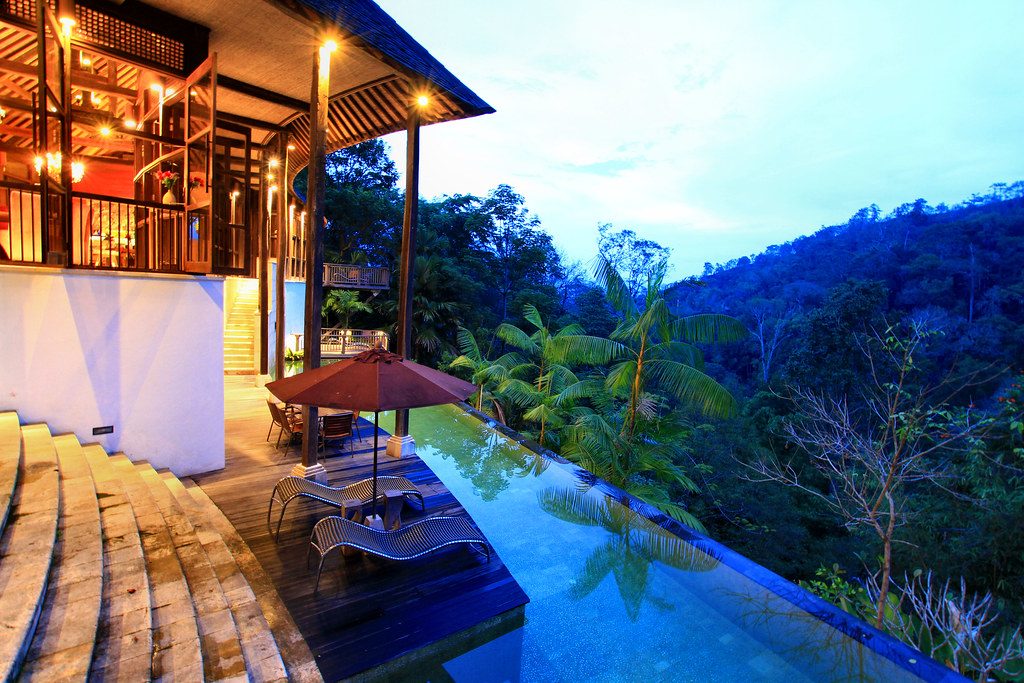 Two-bedroom chalet, second row from the beach, Bayview